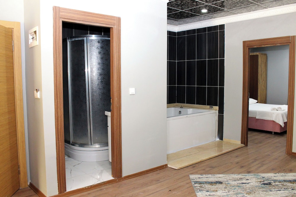 Big Life Otel - Image 55