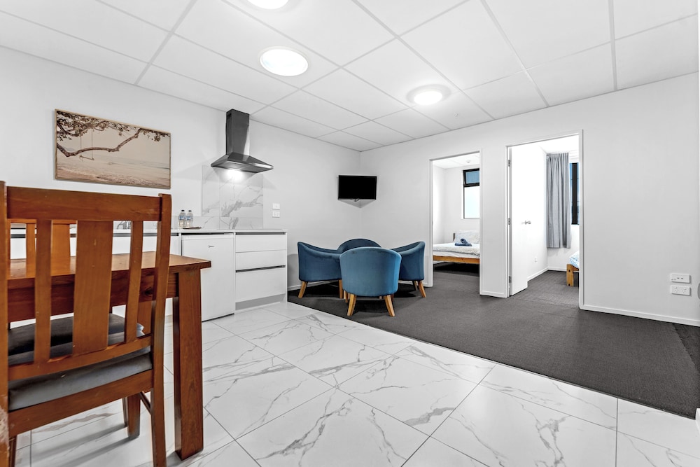 Onehunga Suites