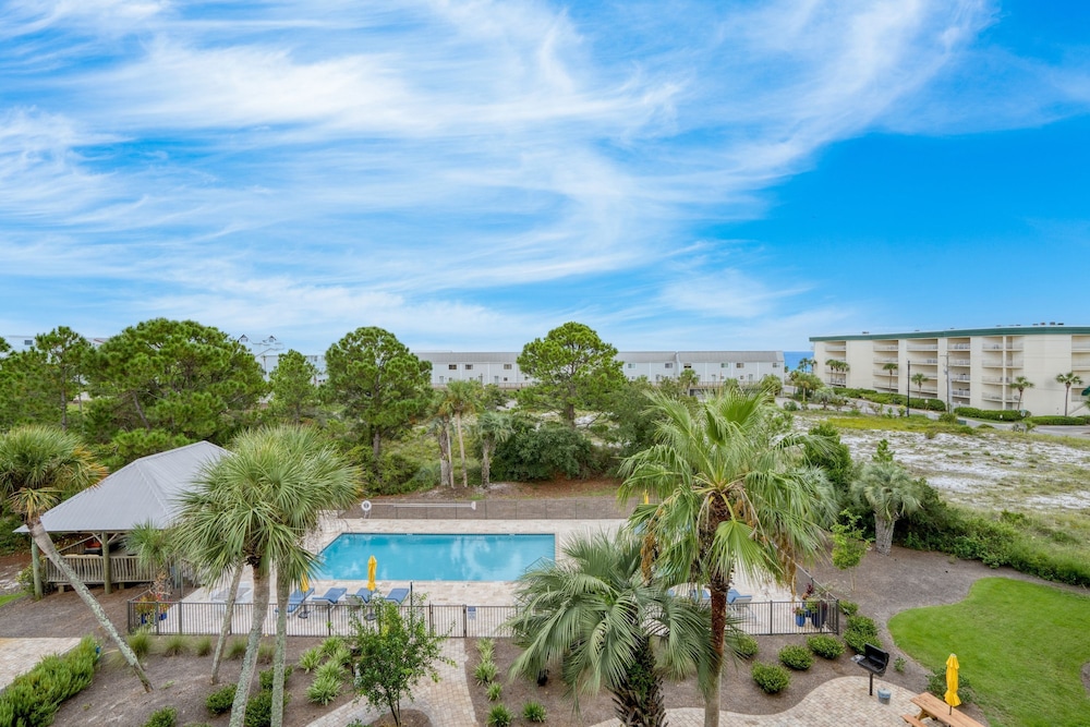 The Sea Chord Gulf Lake Views Balcony Pool