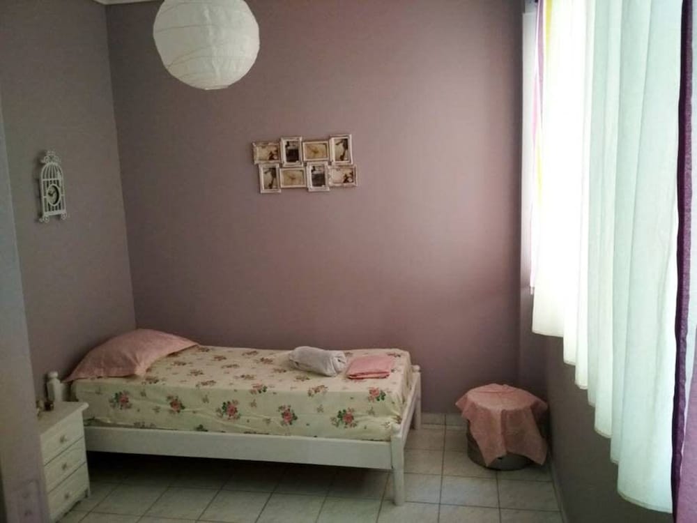 Kalamata s Handmade Apartment