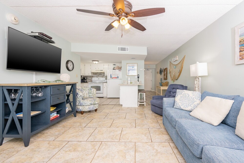 Island Winds East 602 2 Bedroom Condo