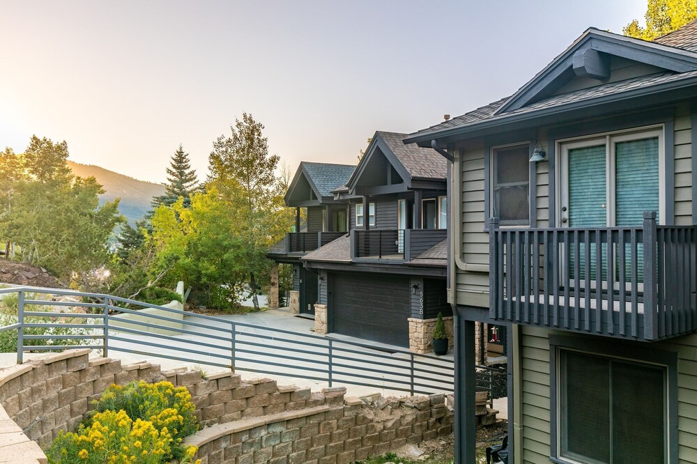 Deer Valley Den by Avantstay Beautiful Home in Ideal Location in Park City