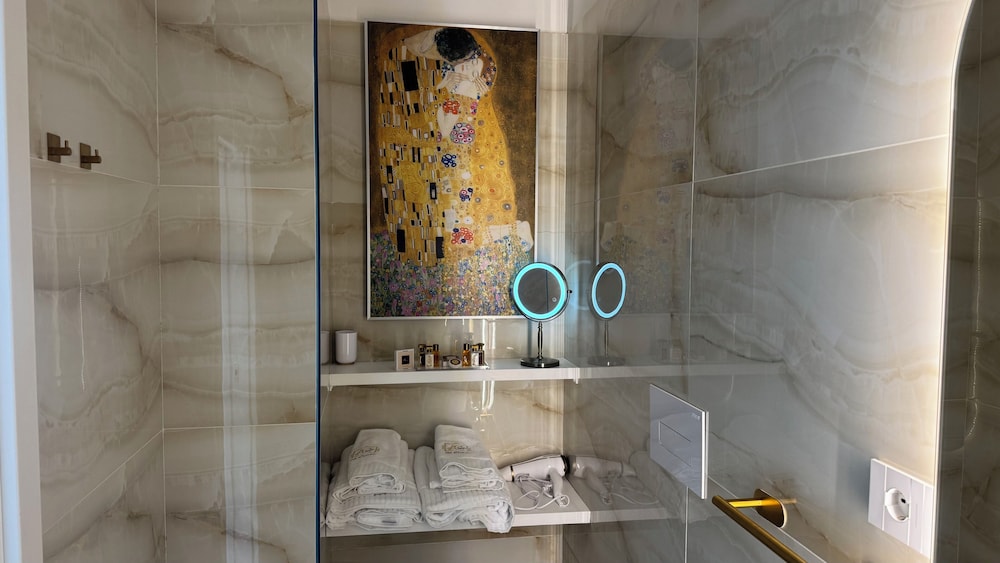 AC GOLD B&B Boutique Rooms & Suite
