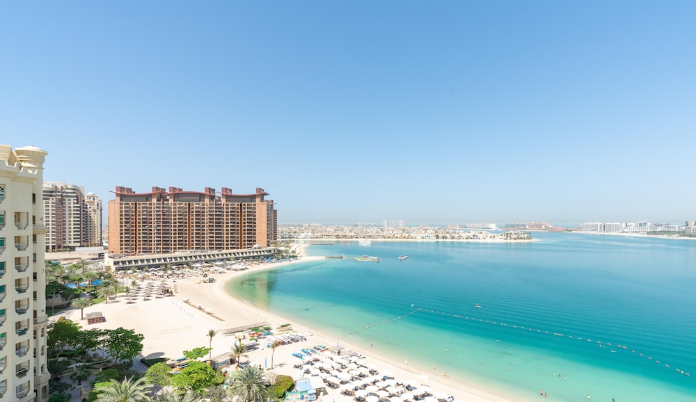 Dream Inn - Shoreline Al Sultana