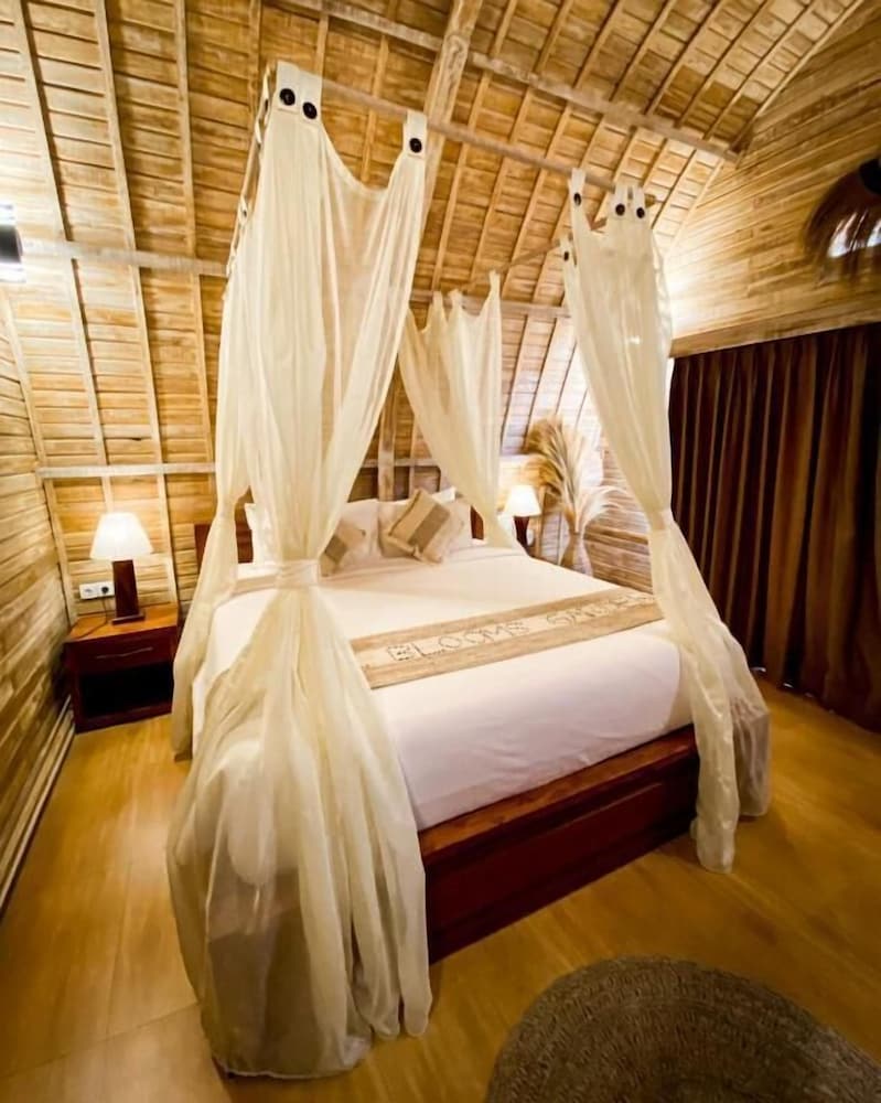 The Blooms Villa