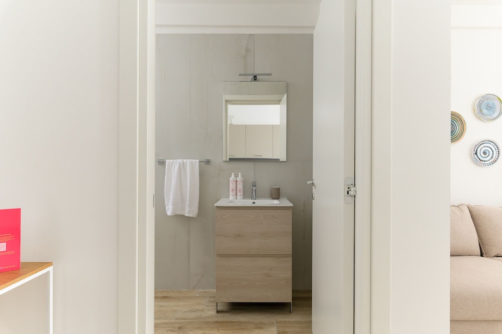 Palazzo Murat - One-bedroom Apartment With Terrace by Wonderful Italy