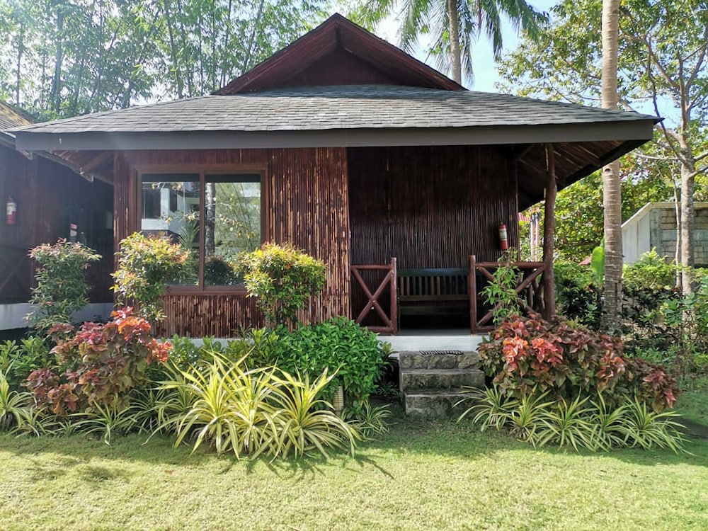 Doublegem Beach Resort and Hotel