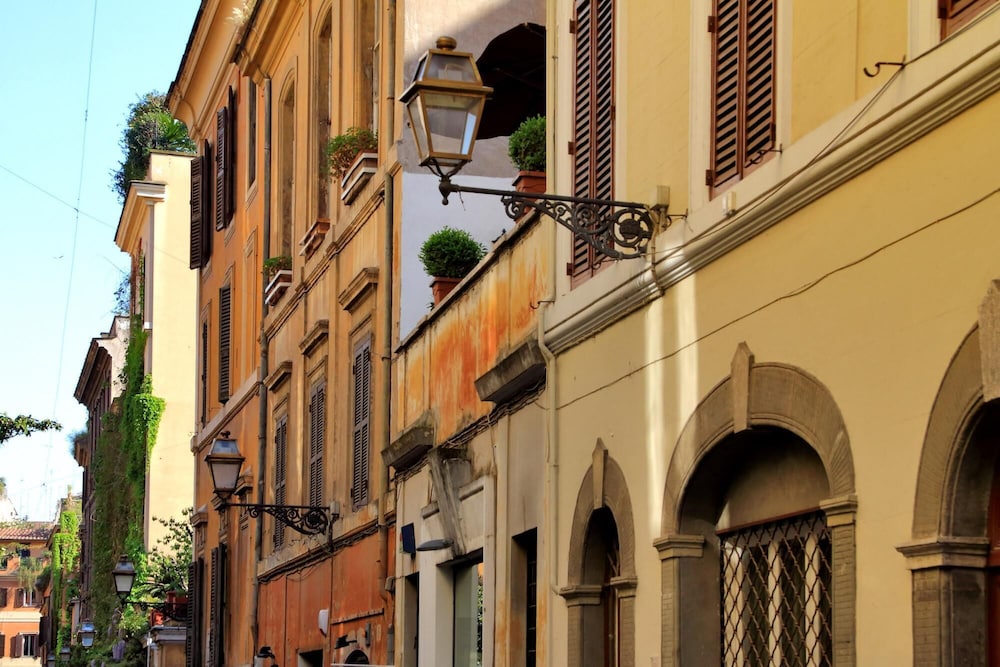 A6 Piazzetta Margutta - A6 - My Extra Home