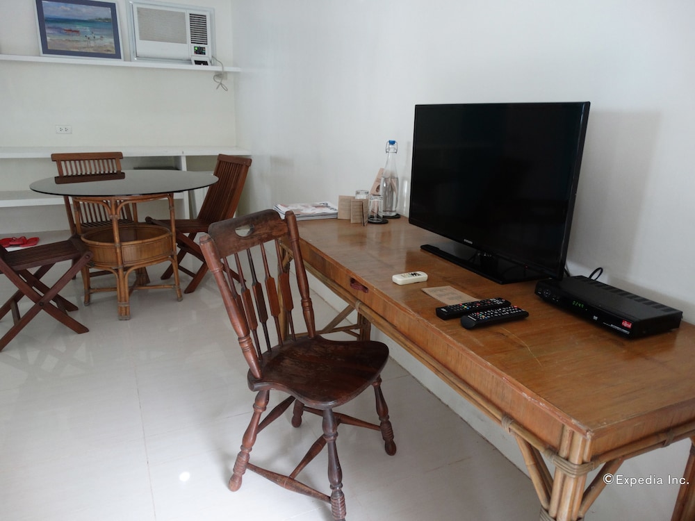Momo Beach House