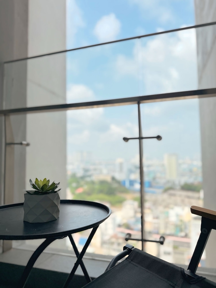 Luminous - Zenity Luxury Apartment - District 1