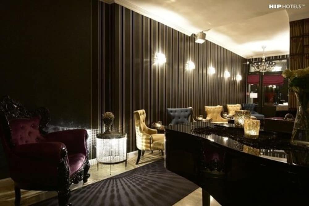 Humboldt1 Palais-Hotel & Bar