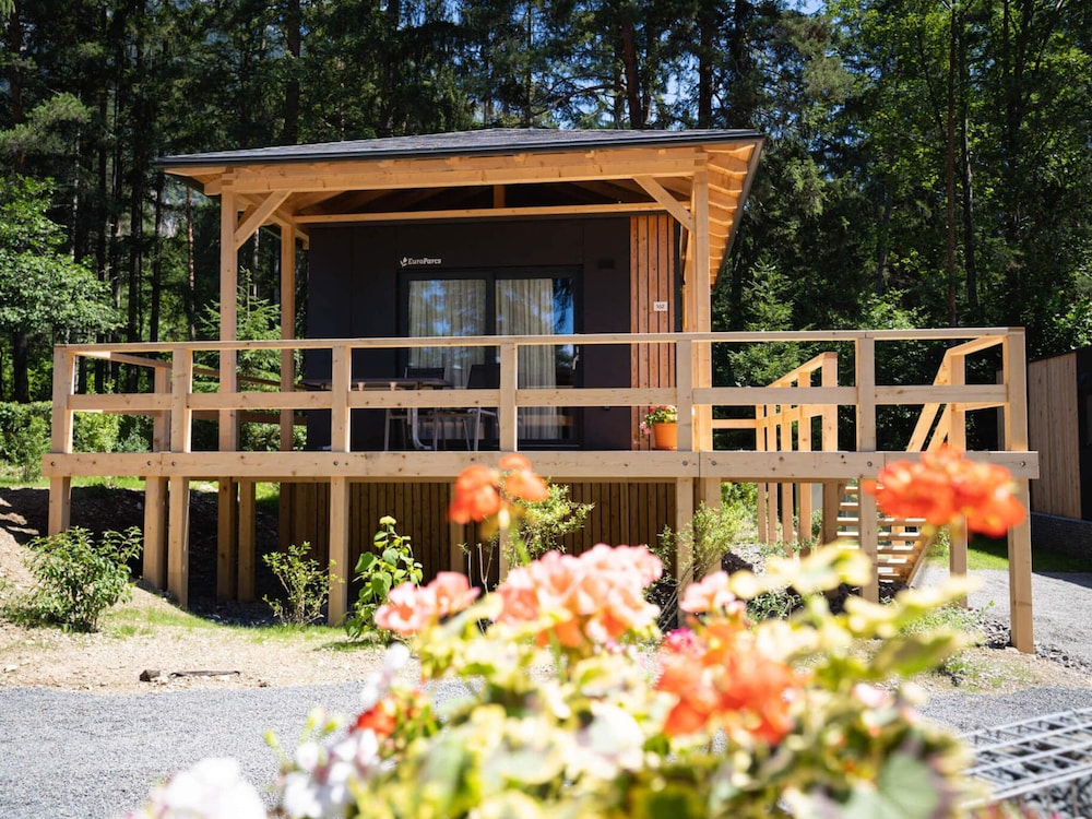 Luxury Chalet With ac Near Pressegger See