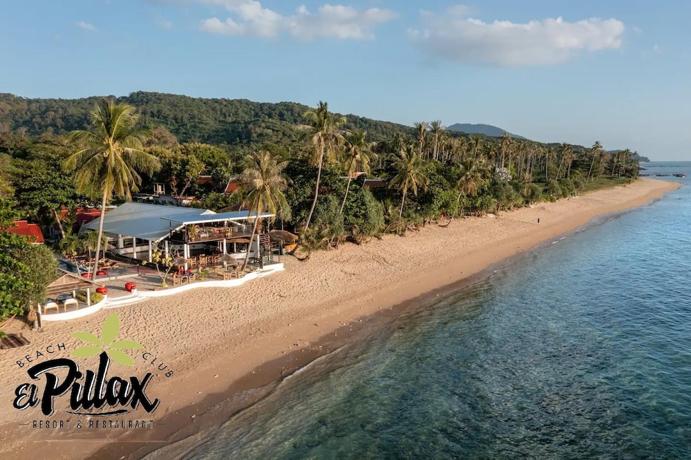 Bungalow Near by Beach El Pillax Lanta Resort