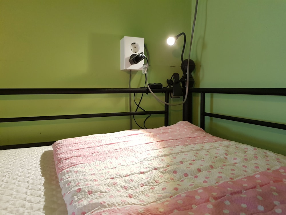 Mr.Comma Guesthouse - Hostel
