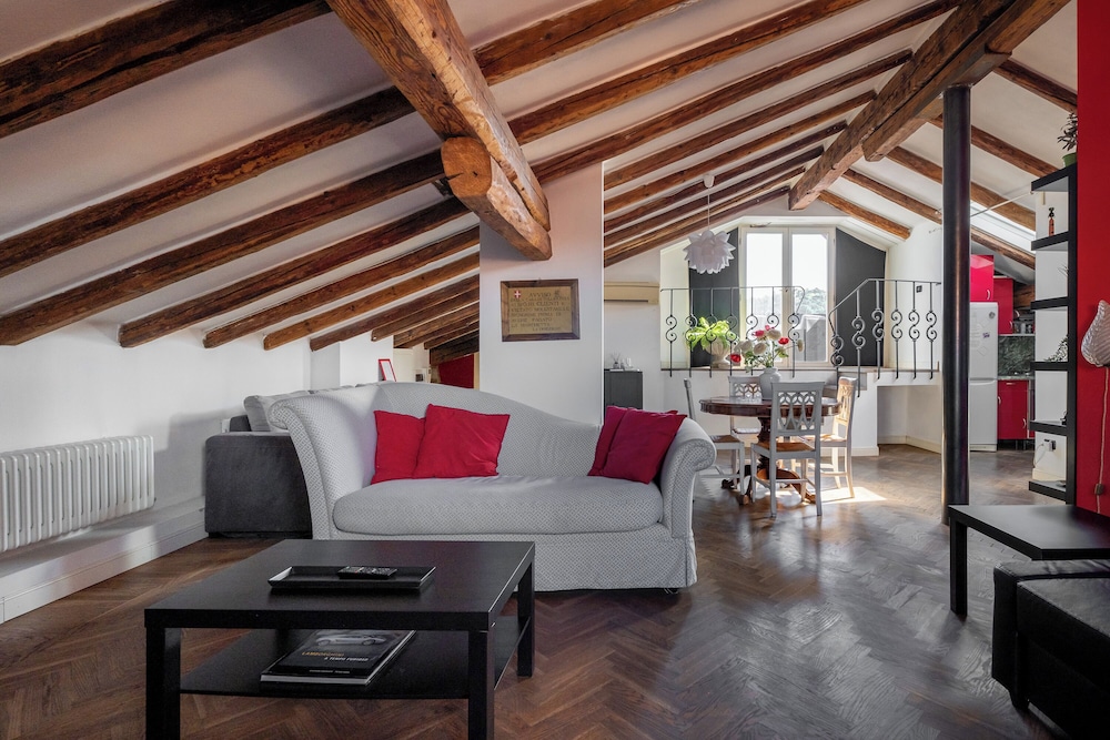 Urbana 13 Rooftop by Wonderful Italy
