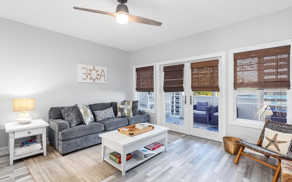 Cassine Way 303 - Seagrove + Sunsets