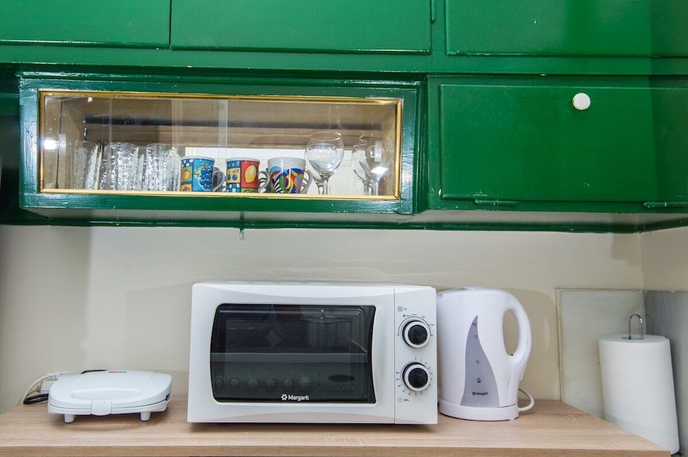 Sunny 1bd Apartment Just 1minute to Acropolis