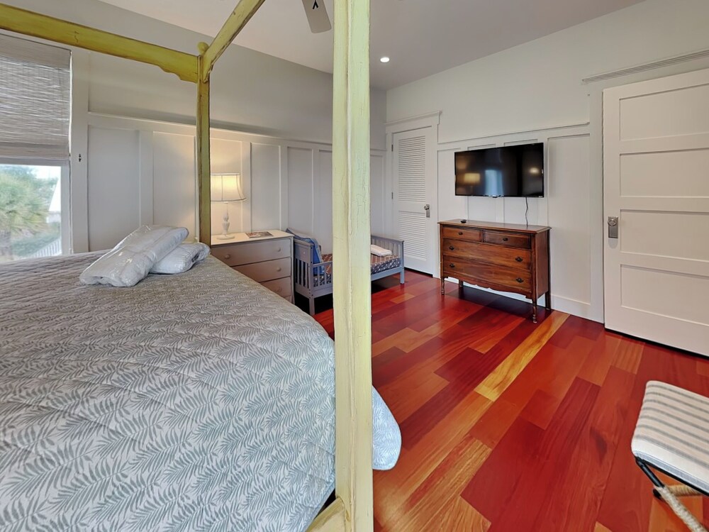 Windansea by Topsail Realty
