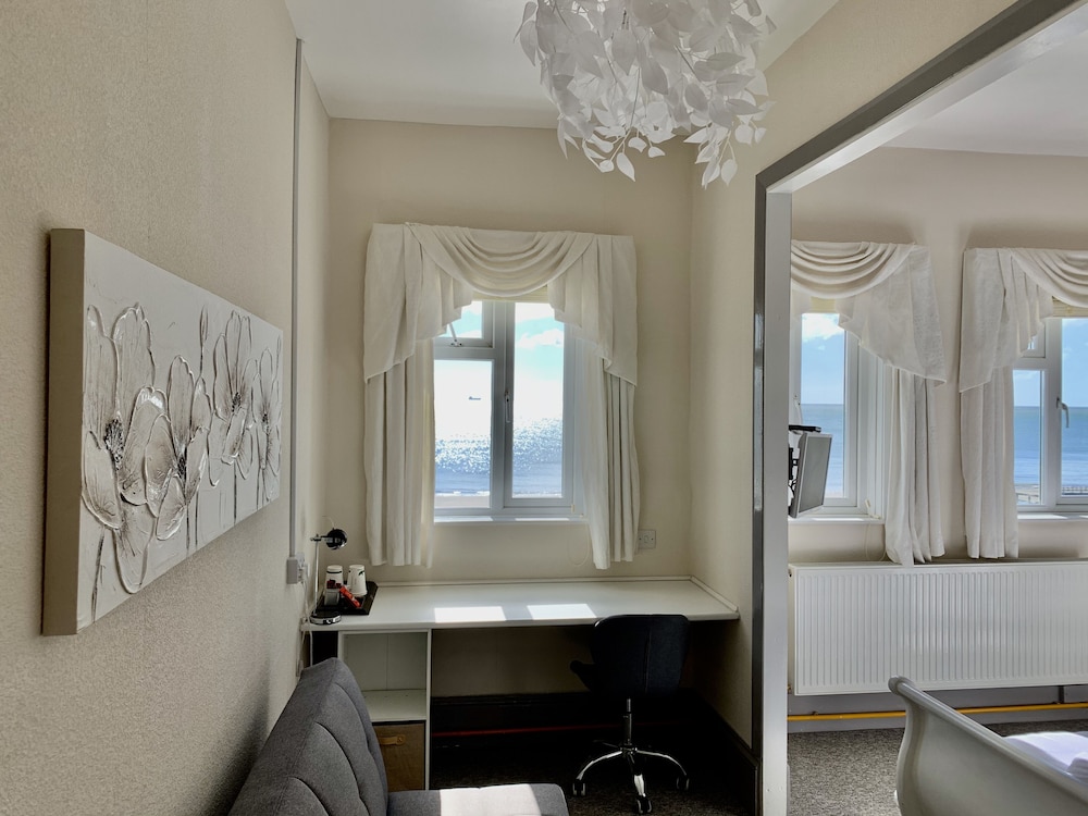 Shanklin Vacations - The Waterfront Inn - Property Image 27