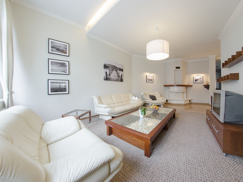 Dom & House - Apartments Monte Cassino