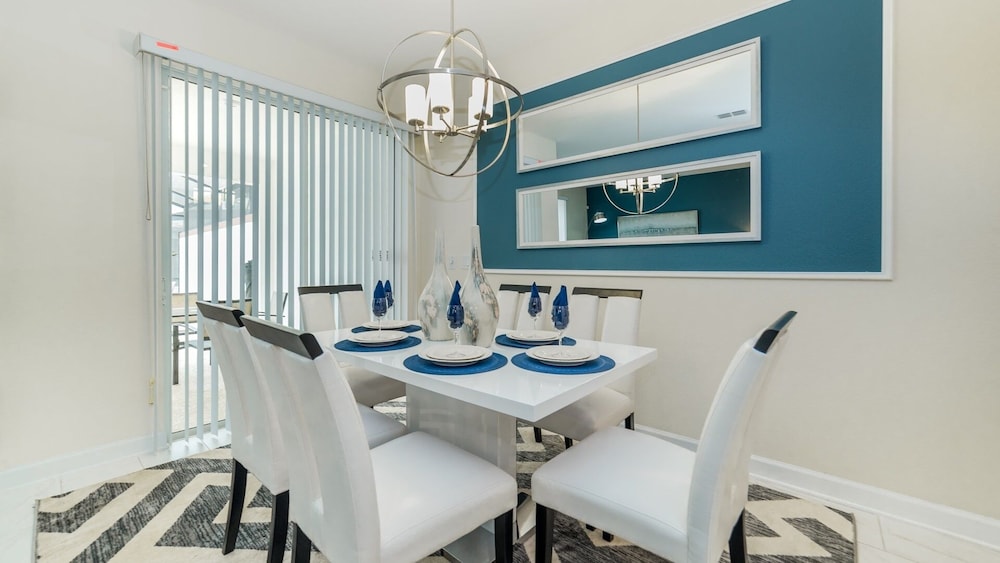 Storey Lake Resort 4 Bedroom Private Pool Townhome 4 Townhouse
