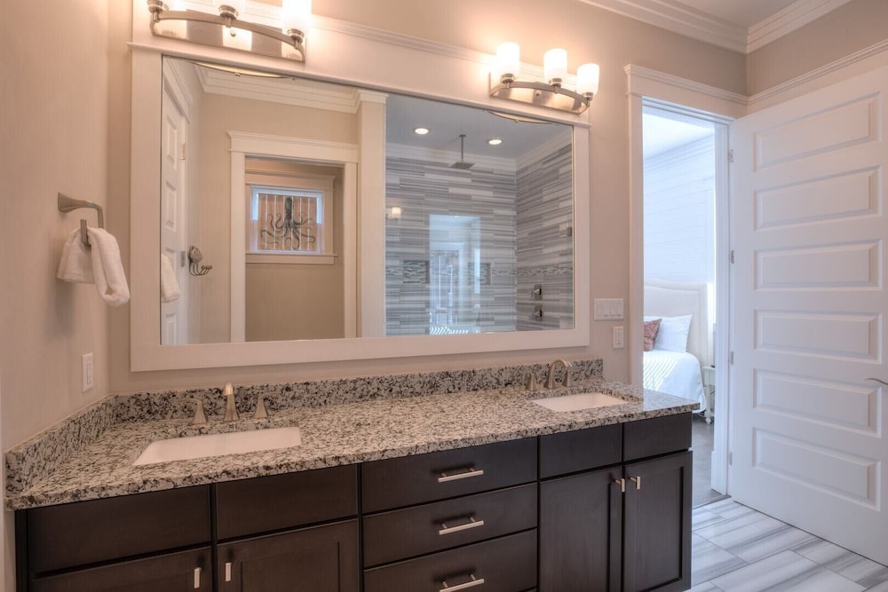 Three Times The Fun by Avantstay Blue Mountain Pool + Pet-friendly view 4