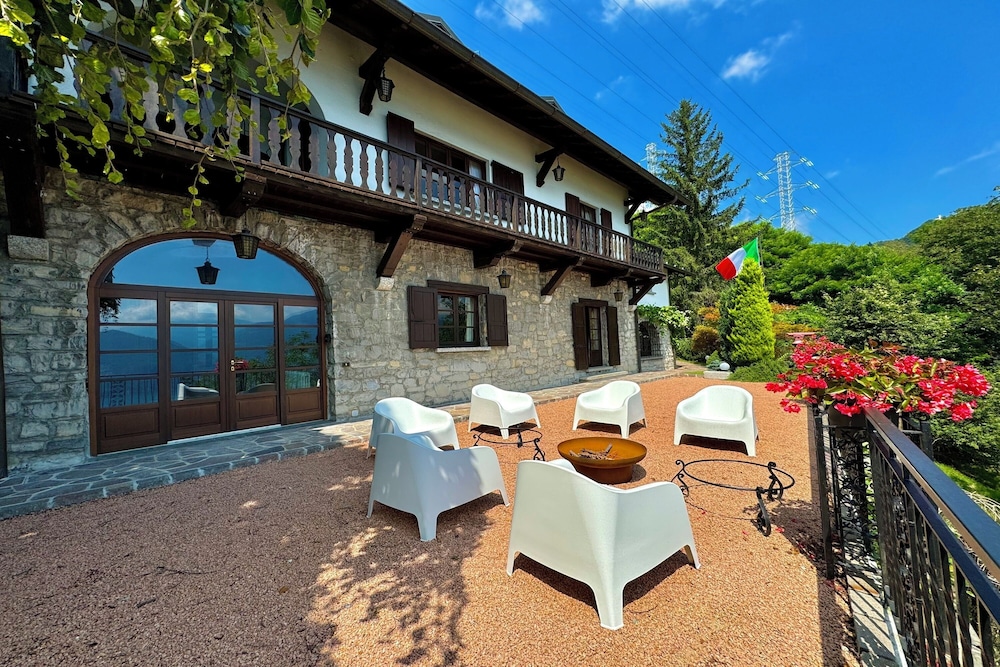 Chalet Miralago