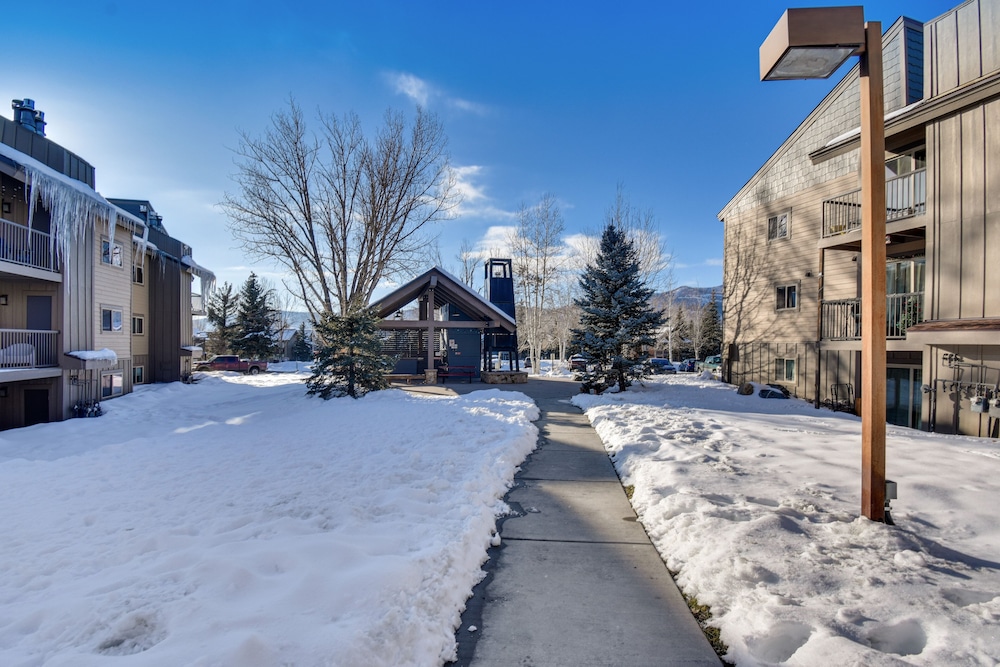 Hotel Central Steamboat Condo: Outdoor Hot Tub & Pool! - Image 1