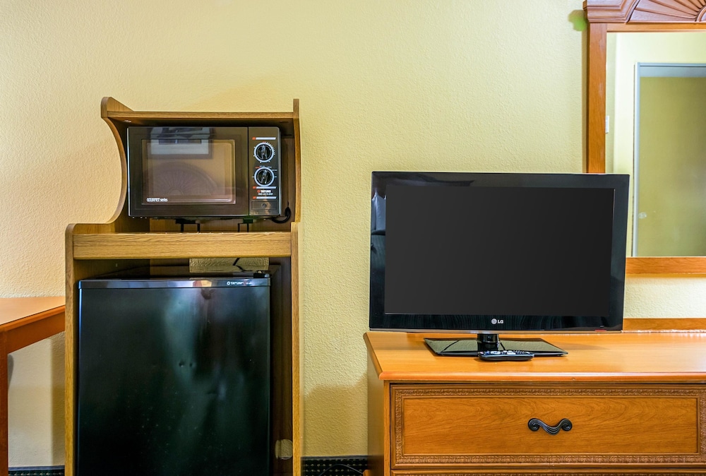 Franklin Vacations - Quality Inn  Suites Franklin - Property Image 35