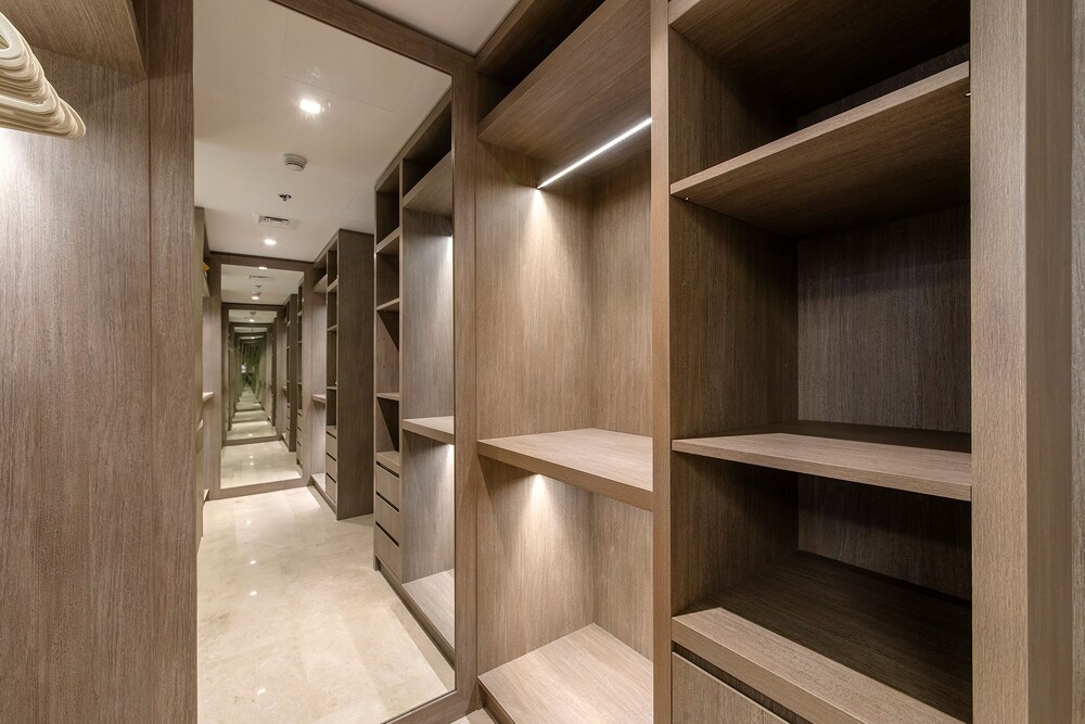 Premium 3BR with Full Burj Khalifa view