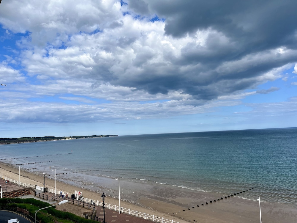 7 Seaview @ Bridlington Bay
