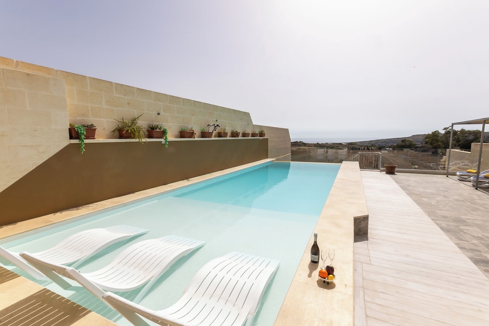 Ta'battista B&B & Pool - Il-maltija