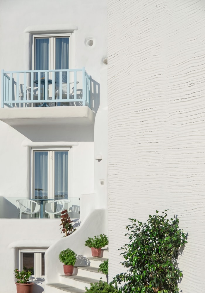Naxos Island Escape — photo 36