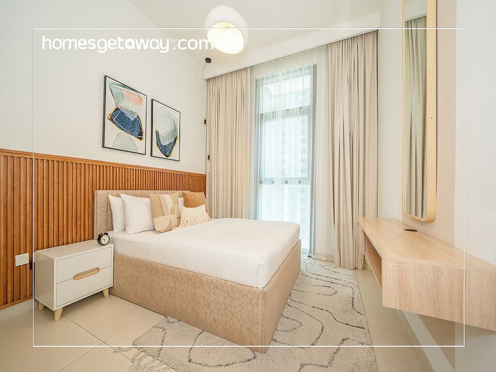 Chic 1BR Burj Crown Boulevard View