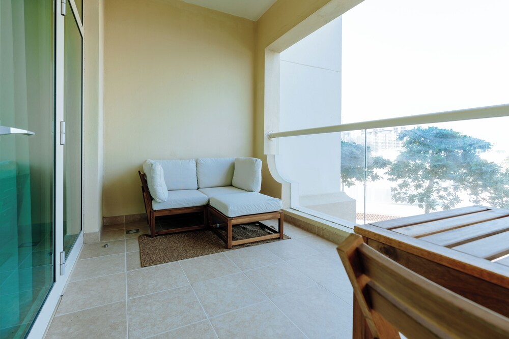 1BR with Ocean Views Palm Jumeirah