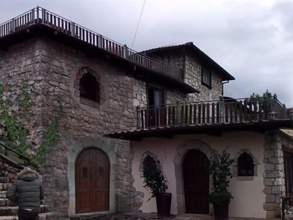 Casale San Pietro