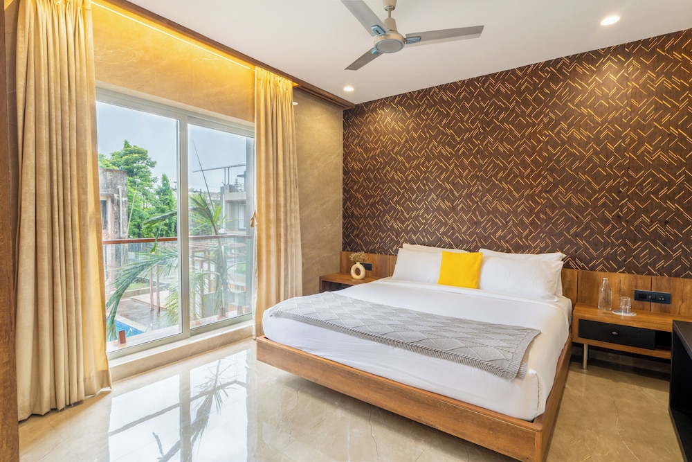 Alaya Stays - Imperial Mystara 5BHK near Khandala Hills