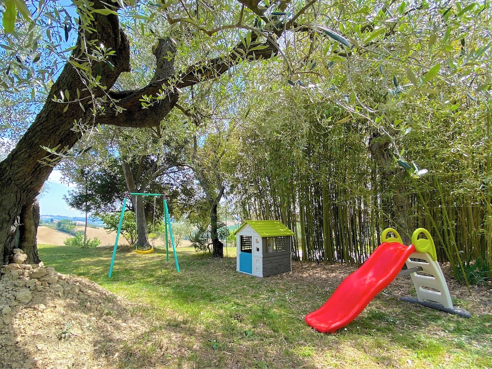 the Gelso in Historic Villa With Pool in Senigallia