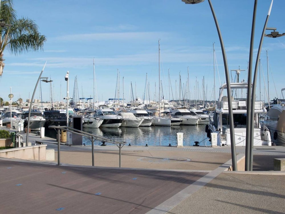 Apartment in Golfe Juan With Sea View