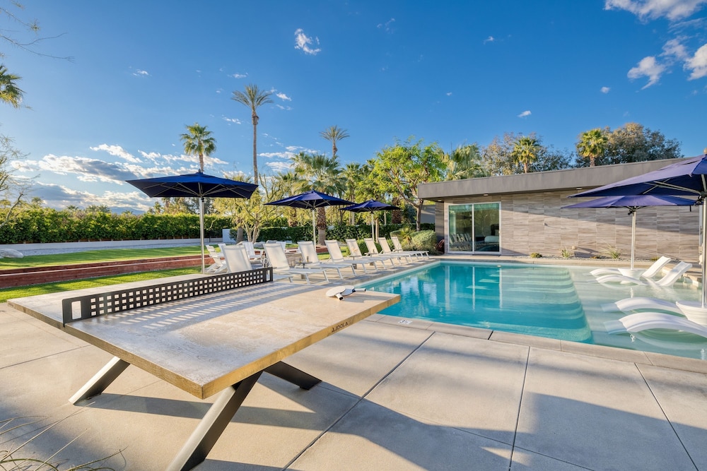 Polo Villa 5 by Avantstay Outdoor Bocce Ball Fire Pit BBQ Pool Spa 260332 6 Bedrooms