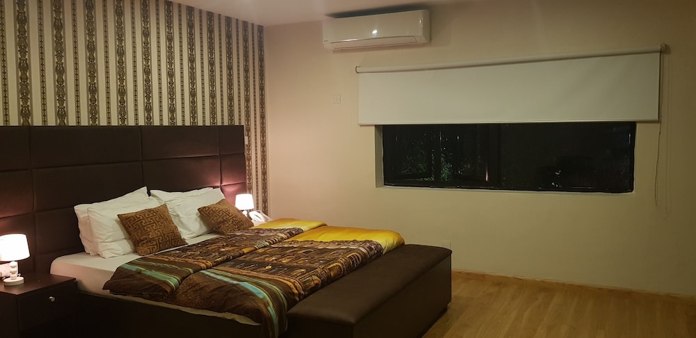 Bamboo Lounge and Guesthouse view 3