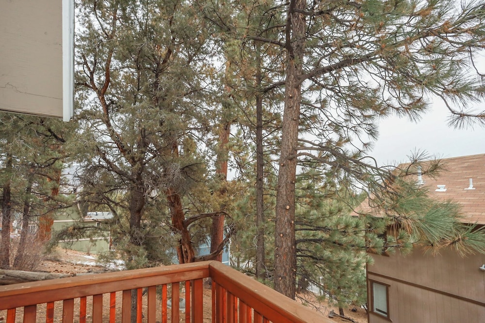 Maple Hill Lodge