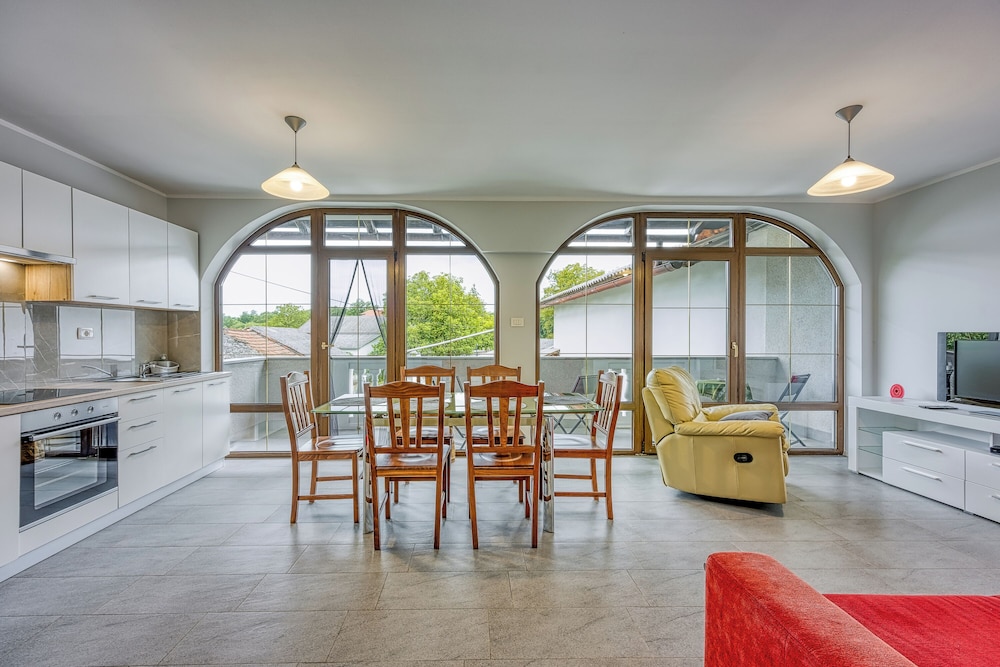 Cesar\'s Karst Apartments