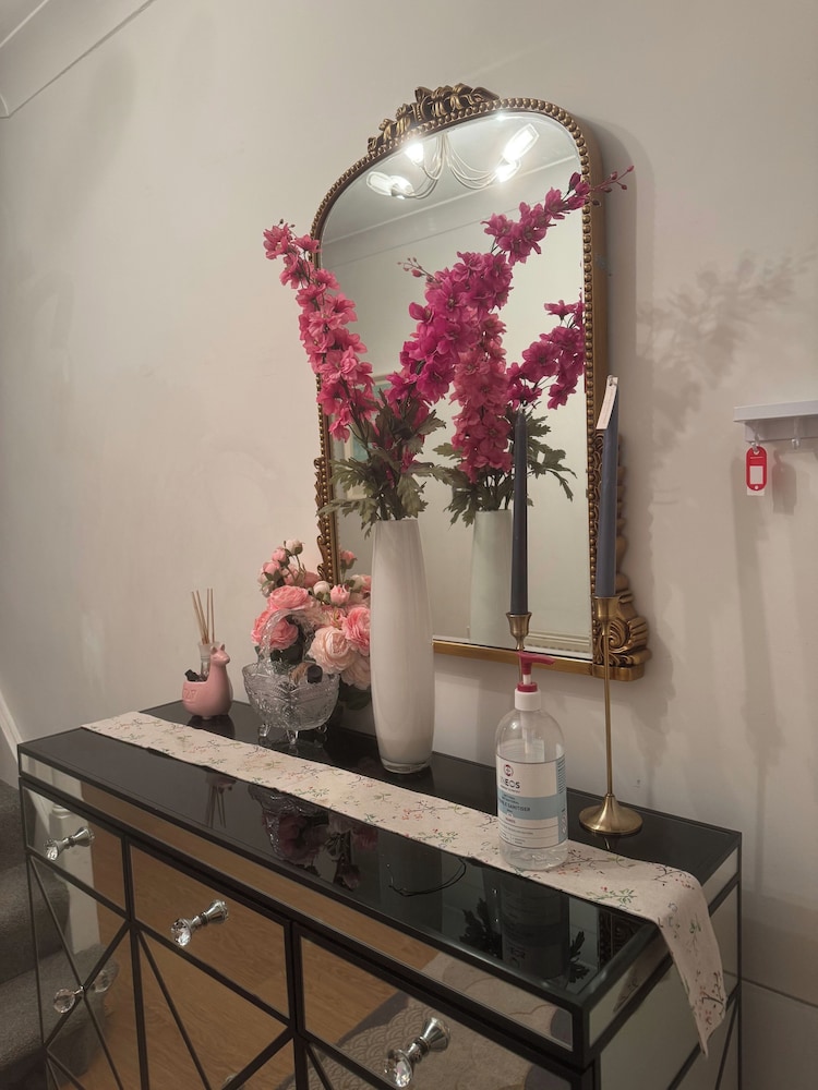 Oxford - Villa - Sleeps 8 - Garden - Parking