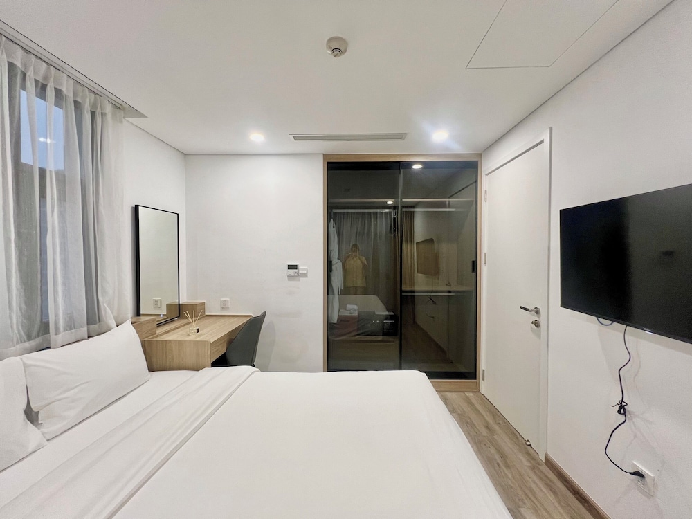 22Land Legend Residence