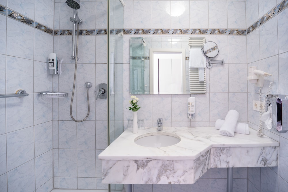 Bad Reichenhall Vacations - Galerie Hotel Bad Reichenhall - Property Image 1