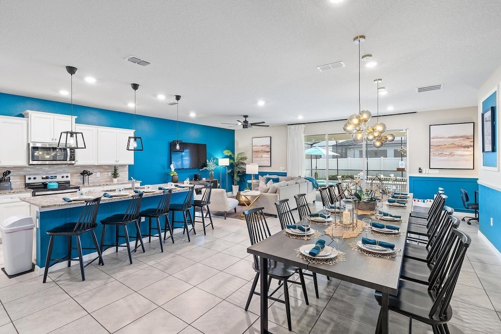 Windsor Island Resort 10 Bedroom Themed Private Home with Pool+Spa & Resort Amenity Access 10 Home
