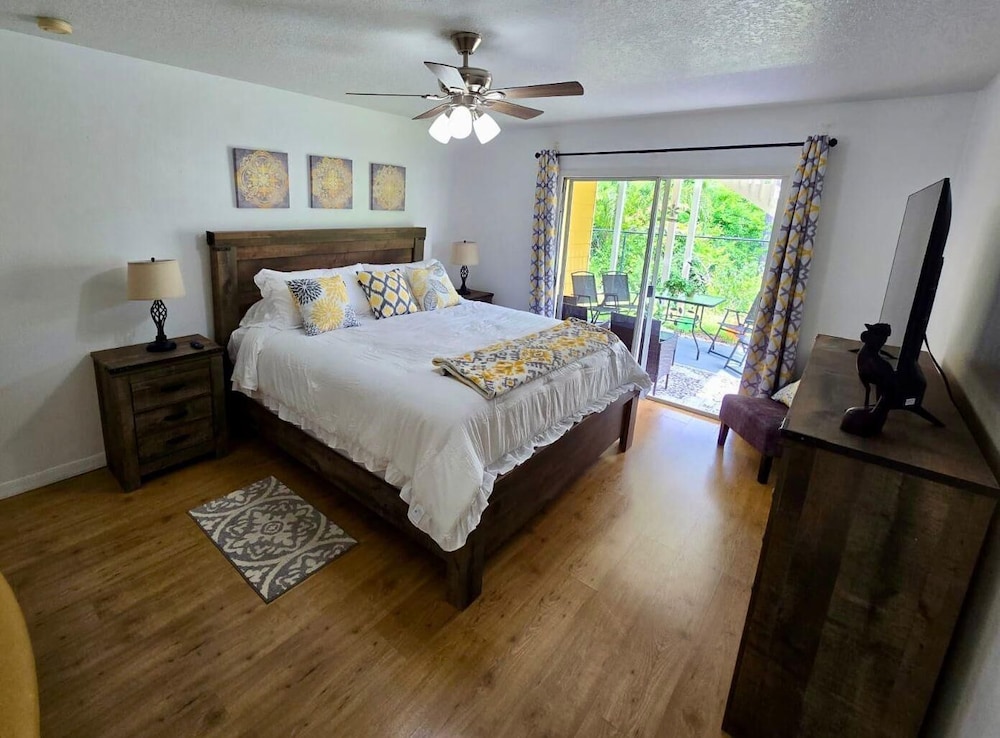 Britannia Village