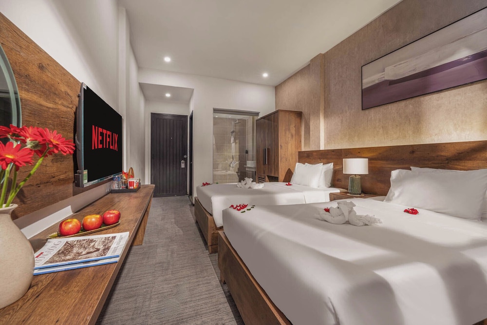 Kly Luxury Hotel