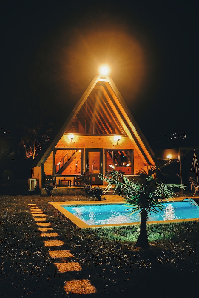 Sapanca Özfer Bungalov